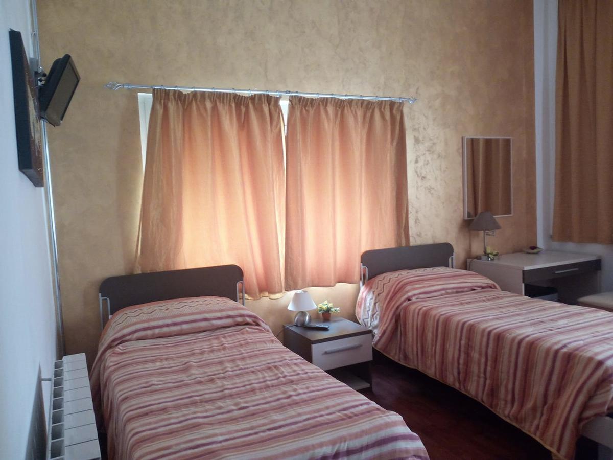 Bed and Breakfast Eurelios Adrano Екстер'єр фото